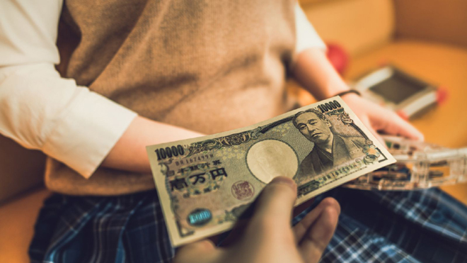 夫は生活が苦しいキャバ嬢に貢いでいた